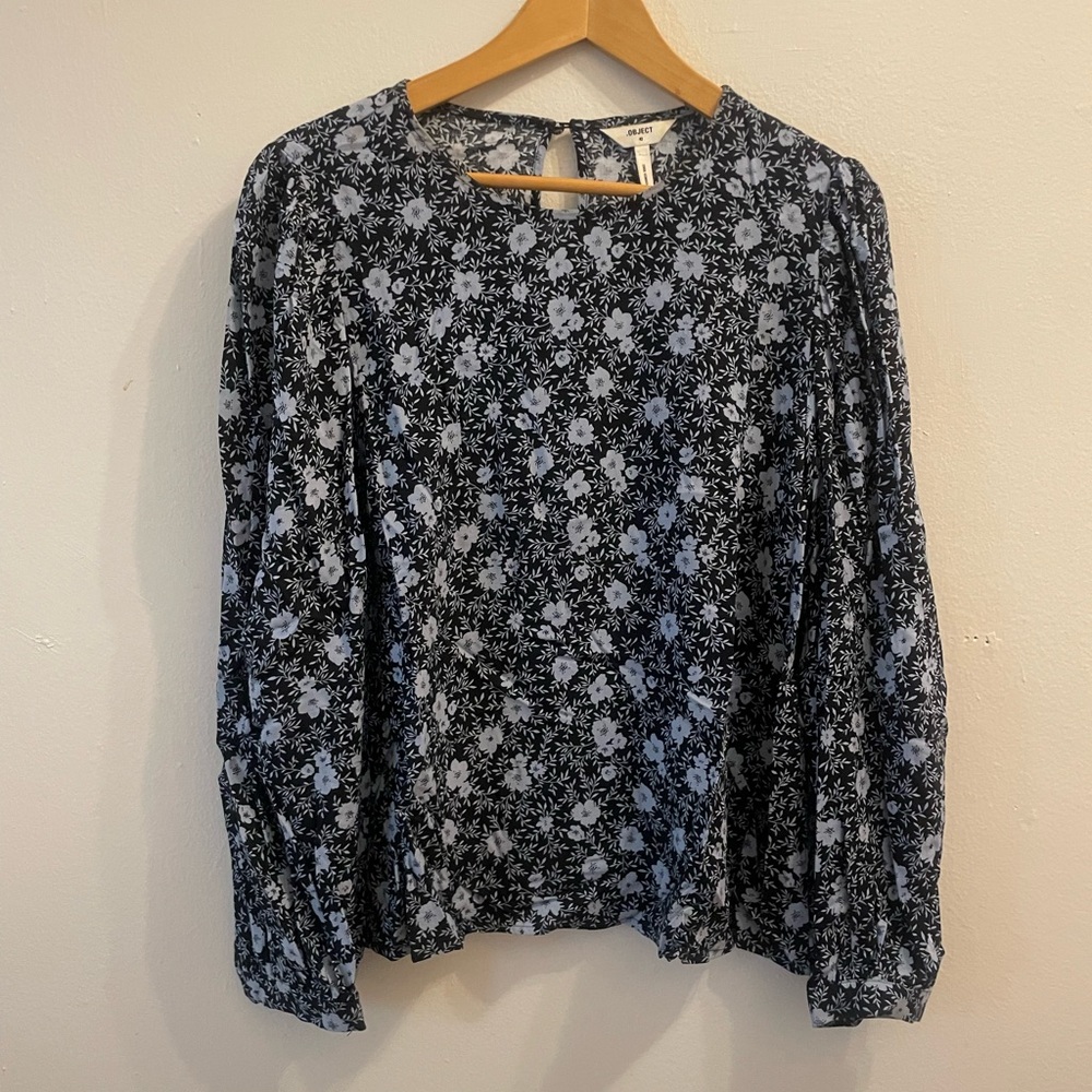 Floral Black and White Women's Top